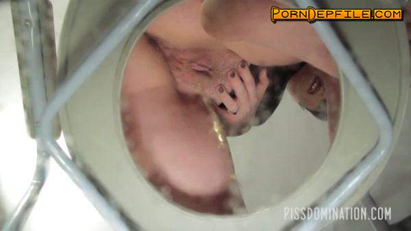 PissDomination: Quinn Helix Starts your Toilet Slave Training (HD Porn, Fetish, Pissing, Femdom) 1080p