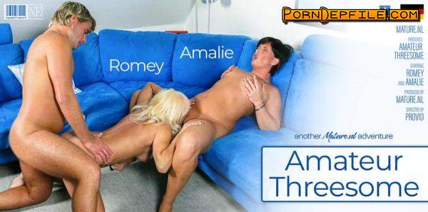 Mature.nl: Amalie (EU) (34), Romey (EU) (30), Sven (30) - Horny German ladies sharing one hard cock in a amateur threesome (Blonde, Milf, Mature, Threesome) 1080p