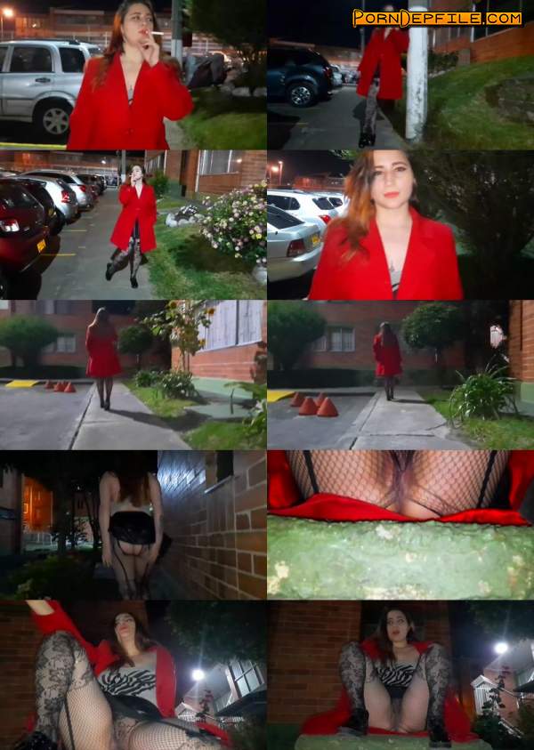 Clips4sale: Smoke and piss (Pissing) 1080p