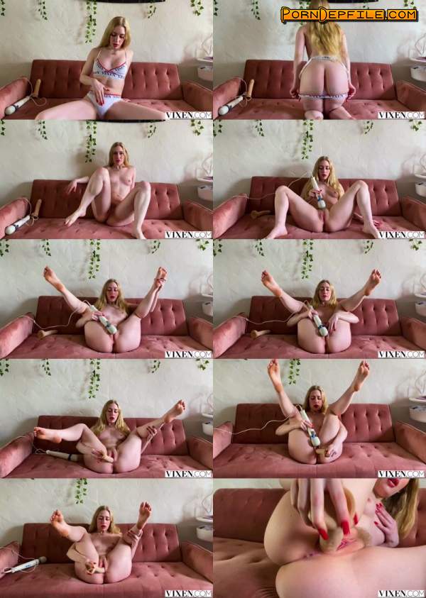 Vixen, Vixen Intimates Series: Emma Starletto - Emma undressed (Blonde, Solo, Fetish, Fisting) 720p