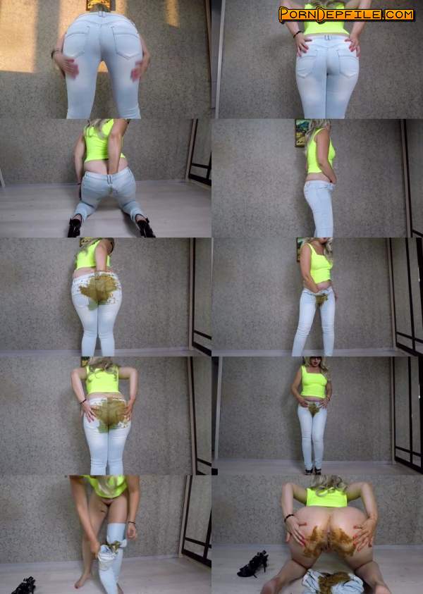 diabolicsigal: Janet - Blue Light Jeans Pooping Shit Smearing (Scat) 1080p