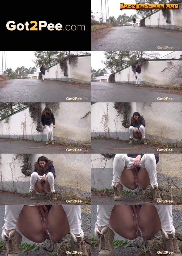 G2P: Trickling Tina (FullHD, Outdoor, Solo, Pissing) 1080p