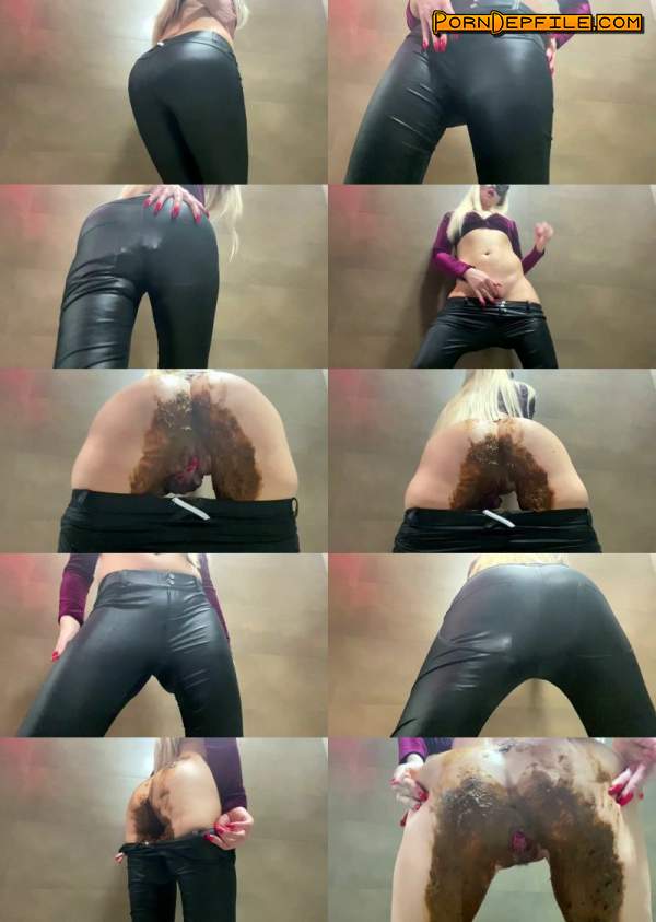 ScatShop: Thefartbabes - Shiny Leggings Poop (Smearing, Pissing, Big shit, Scat) 1080p