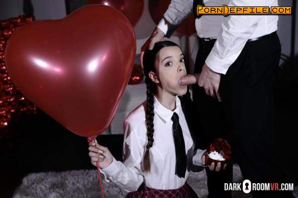 DarkRoomVR: Ohana Petite - This Happened On Valentine's Day (Teen, VR, SideBySide, Oculus) (Oculus Rift, Vive) 3630p