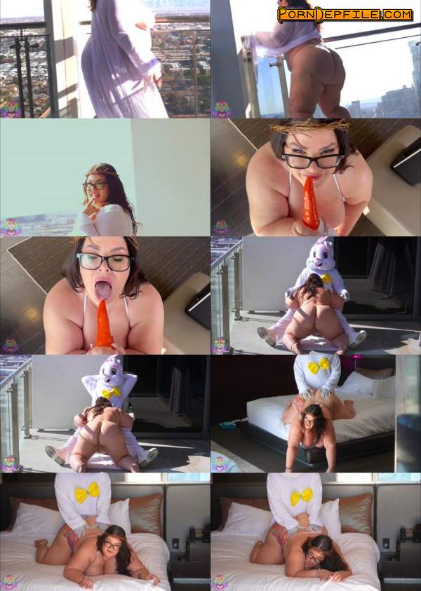 ManyVids, GIbbyTheClown: Luna Lark - Easter Bunny Gives Luna Lark Big Carrot (Big Ass, BBW, Big Tits, Interracial) 2158p