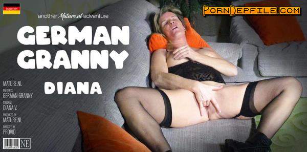 Mature.nl: Diana V (EU) (50) - Horny German granny Diana fingers her mature pussy and has an orgasm (Germany, Blonde, Solo, Mature) 1080p
